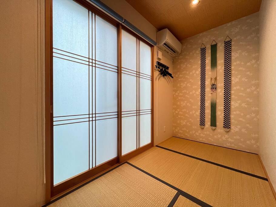 Apartment Bisuke House *